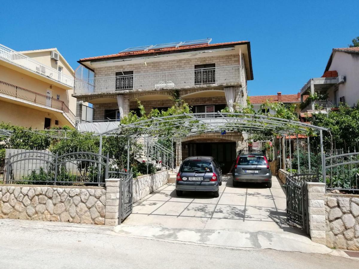 Apartments Emmas Studio Stari Grad  Εξωτερικό φωτογραφία