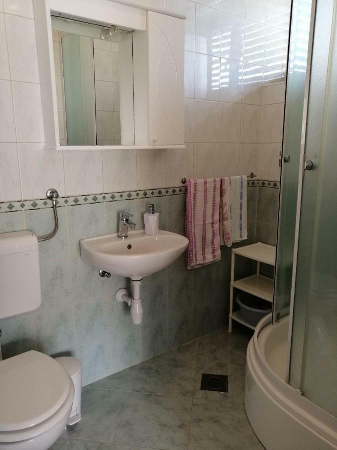 Apartments Emmas Studio Stari Grad  Εξωτερικό φωτογραφία
